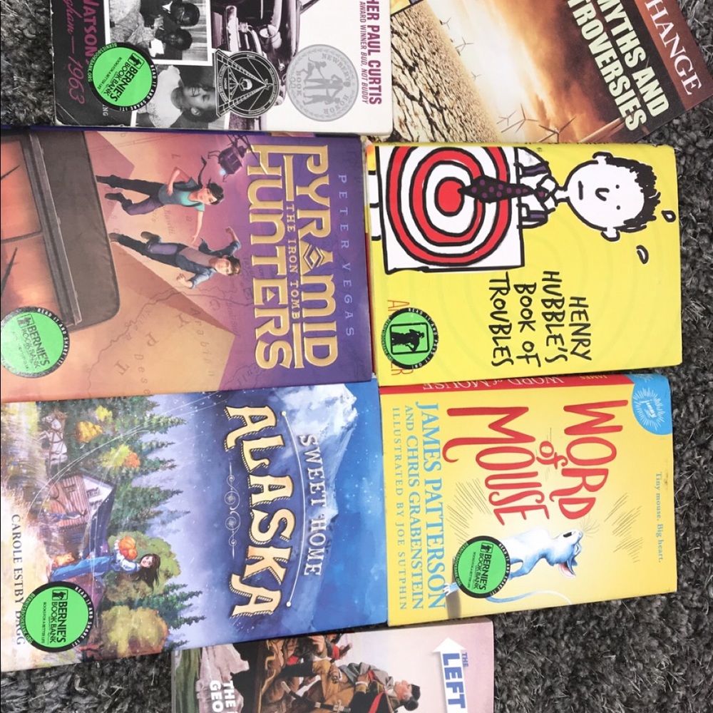 Set of books ✨